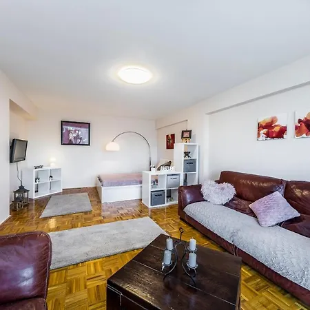 City Design Ii Apartment *